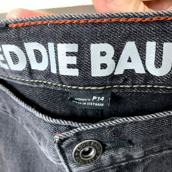 Eddie Bauer Women's Boyfriend Slim Fit Jeans in Washed Cinder - Picture 4 of 6